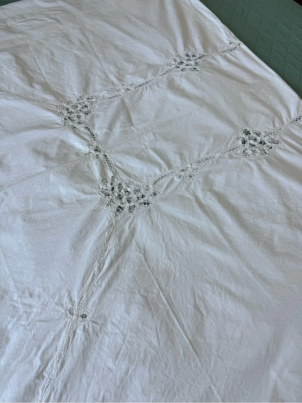 Vintage Cotton Lace Tablecloth Heirloom Cottagecore Farmhouse Large Ivory 63x97